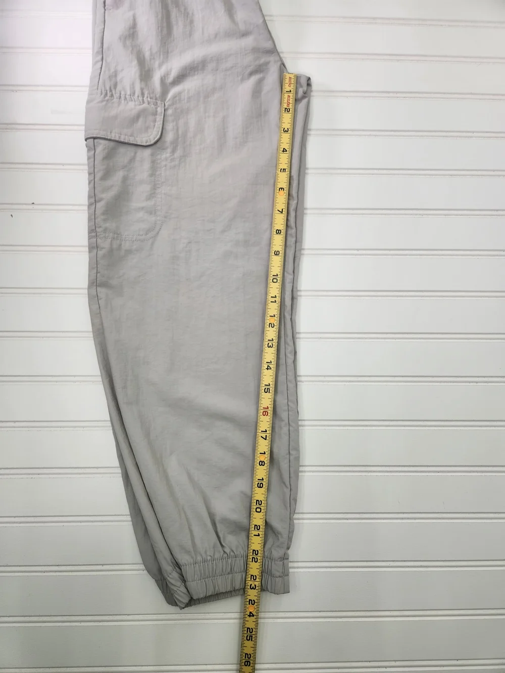 High- Waisted Loose Cargo Light Gray Jogger Pants for Girls Size L 10/12